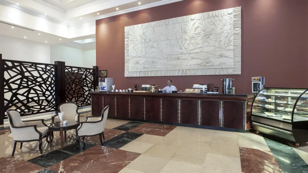 الفندق بيراميزا بيتش ريزورت - سهل حشيش